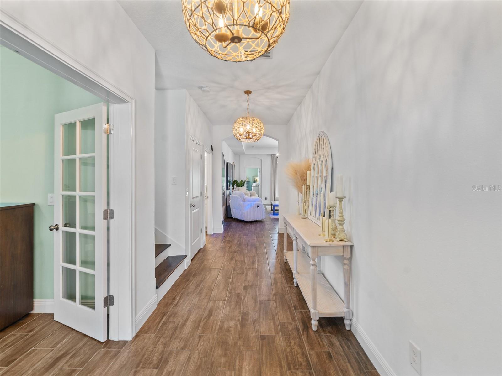 1220 FLORABLU DR, SEFFNER, FL, 33584