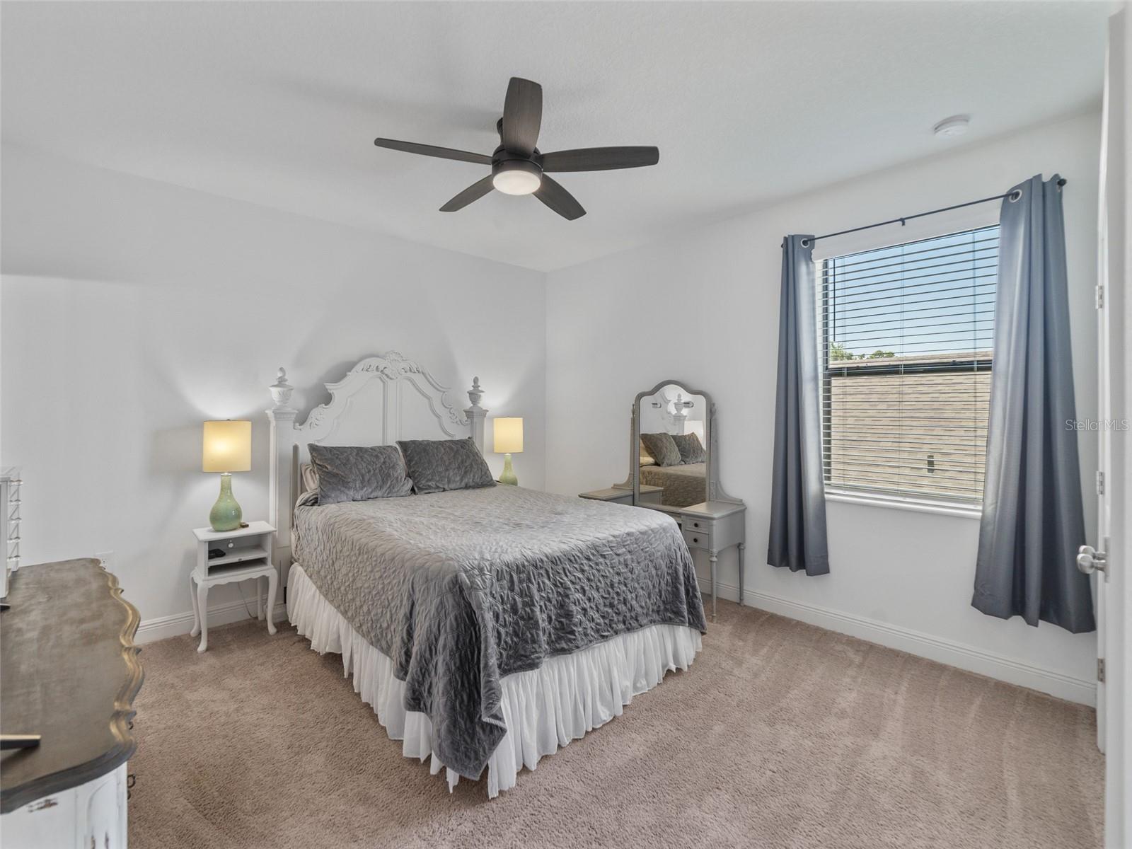 1220 FLORABLU DR, SEFFNER, FL, 33584