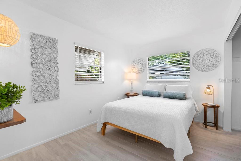 708 WAYNE AVE, NEW SMYRNA BEACH, FL, 32168