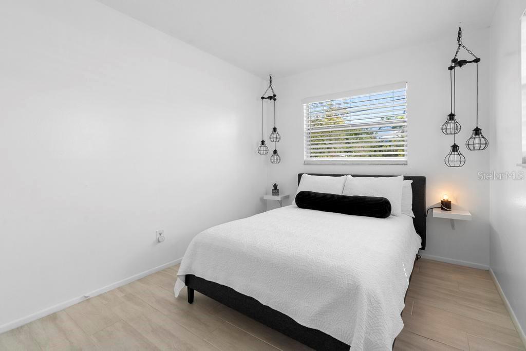 708 WAYNE AVE, NEW SMYRNA BEACH, FL, 32168