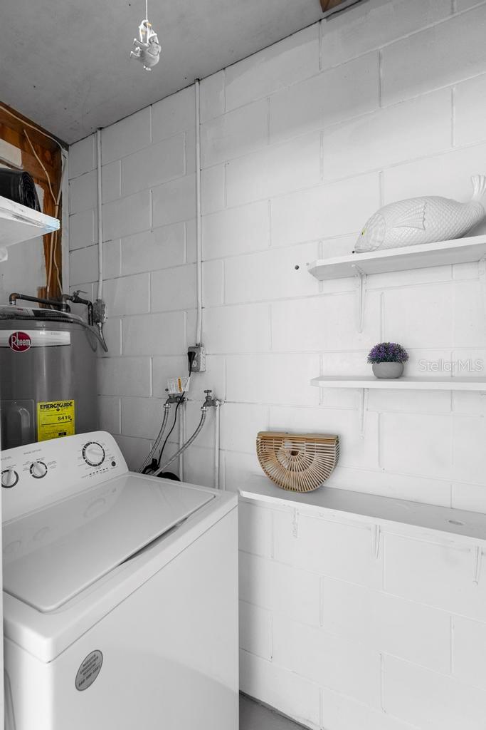 708 WAYNE AVE, NEW SMYRNA BEACH, FL, 32168