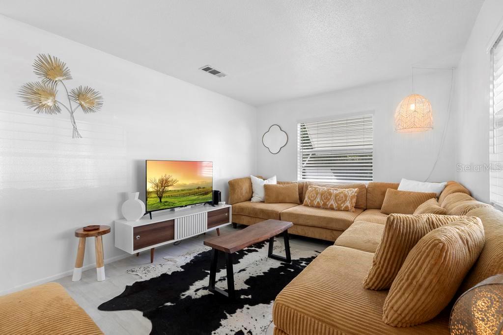 708 WAYNE AVE, NEW SMYRNA BEACH, FL, 32168