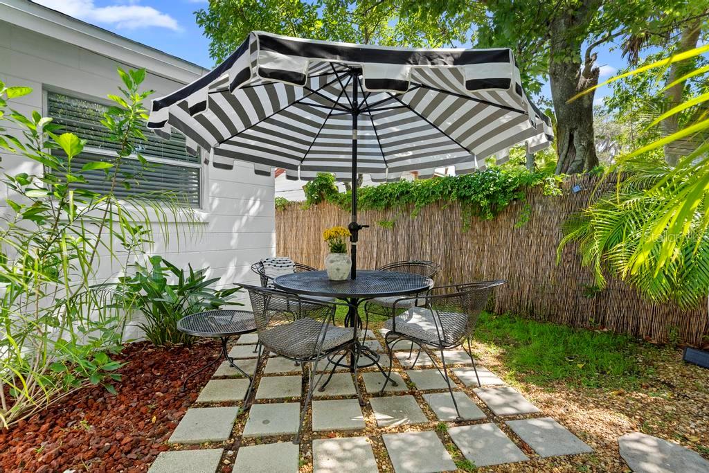 708 WAYNE AVE, NEW SMYRNA BEACH, FL, 32168