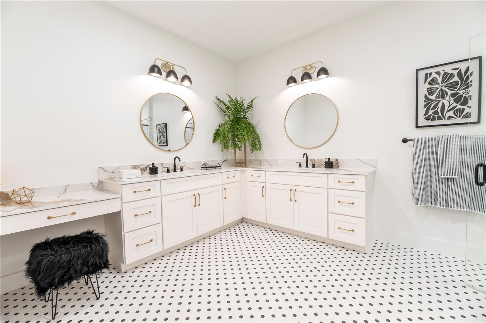 527 W PARK ST, LAKELAND, FL, 33803