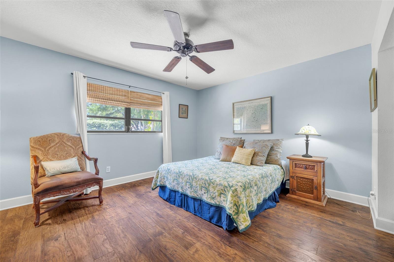 1220 PINELLAS POINT DR S, ST PETERSBURG, FL, 33705