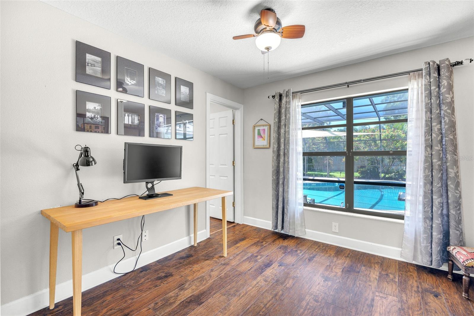 1220 PINELLAS POINT DR S, ST PETERSBURG, FL, 33705