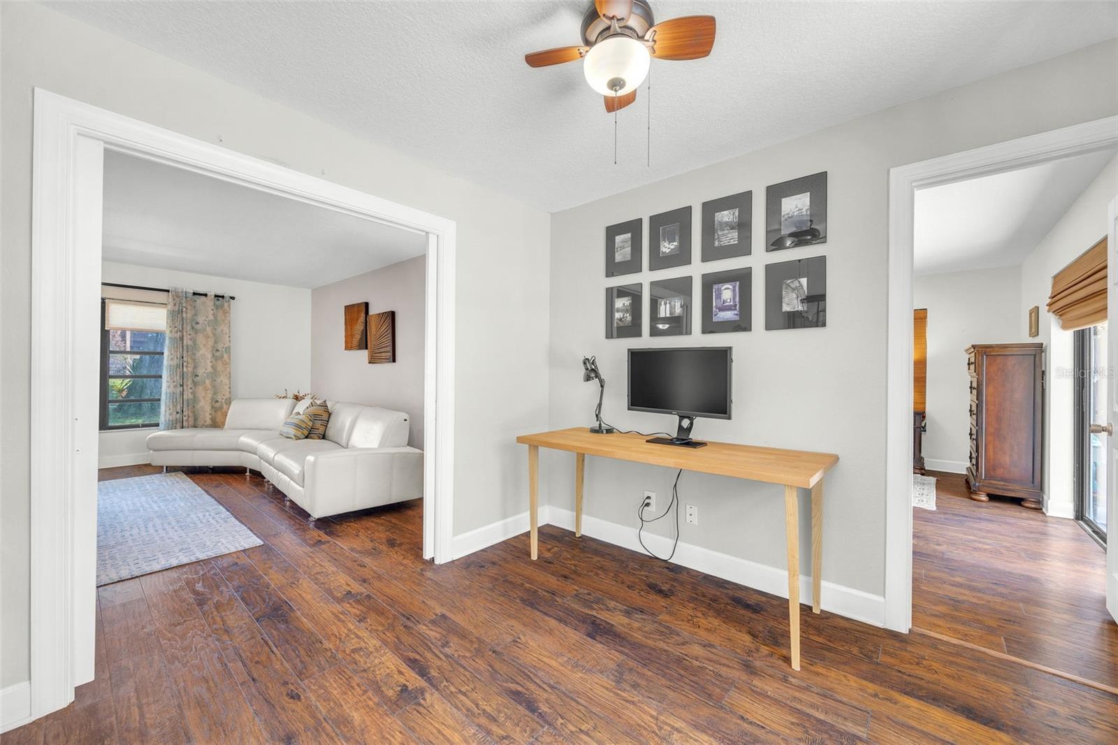 1220 PINELLAS POINT DR S, ST PETERSBURG, FL, 33705