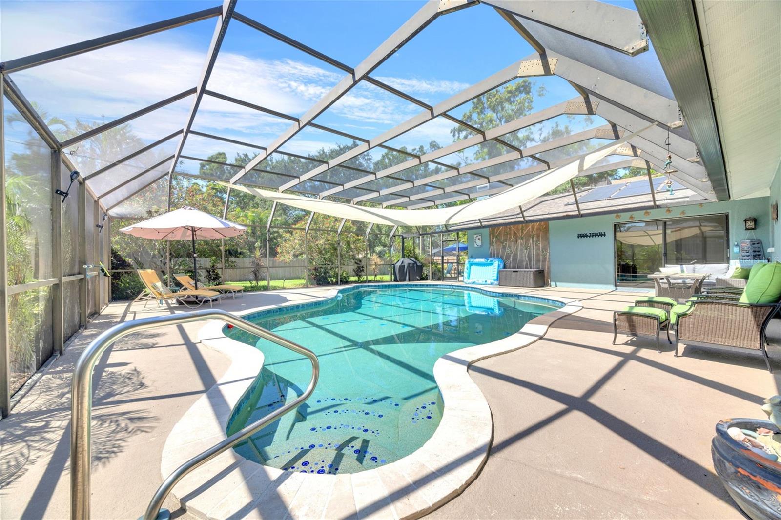 1220 PINELLAS POINT DR S, ST PETERSBURG, FL, 33705