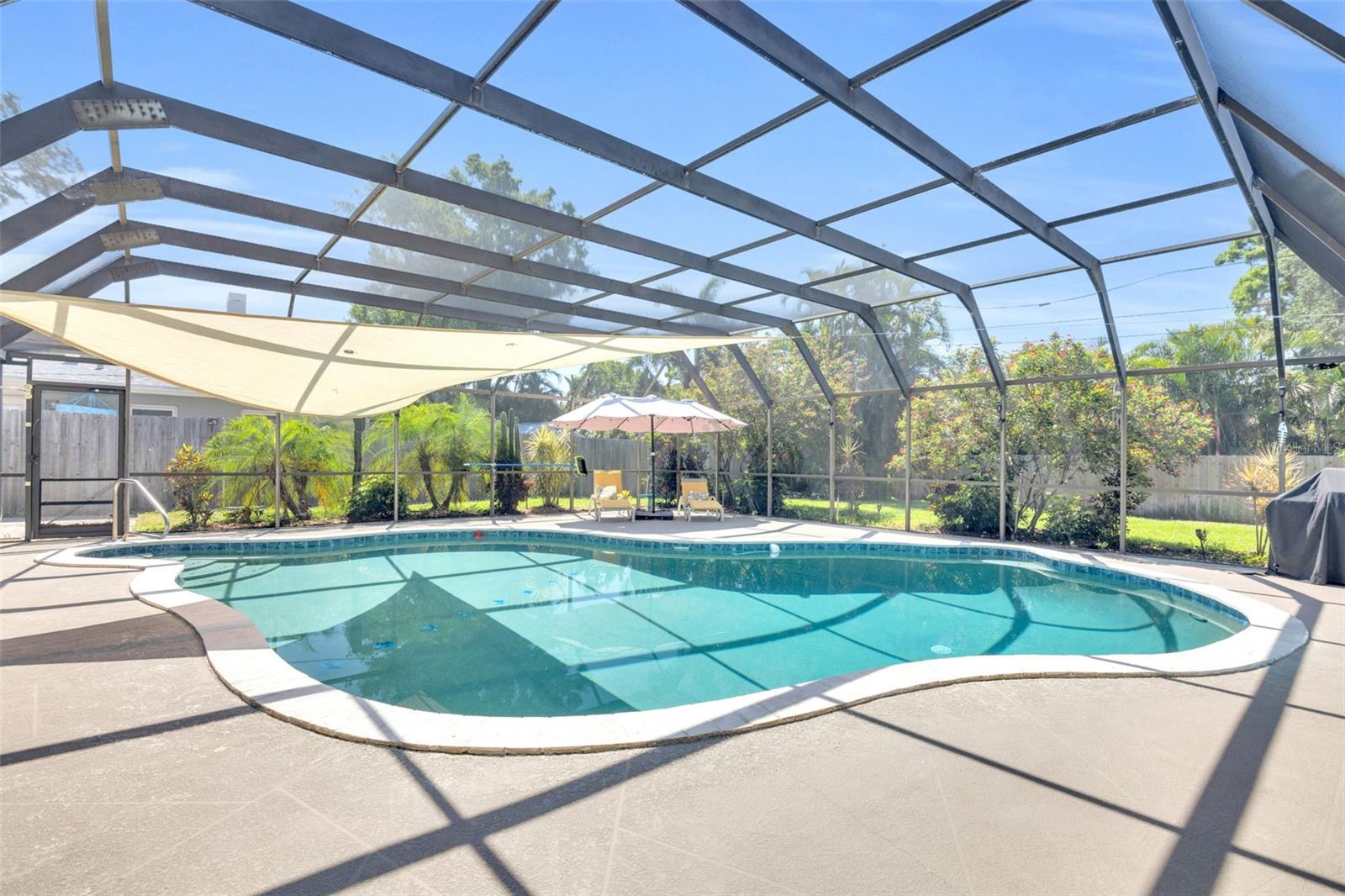 1220 PINELLAS POINT DR S, ST PETERSBURG, FL, 33705