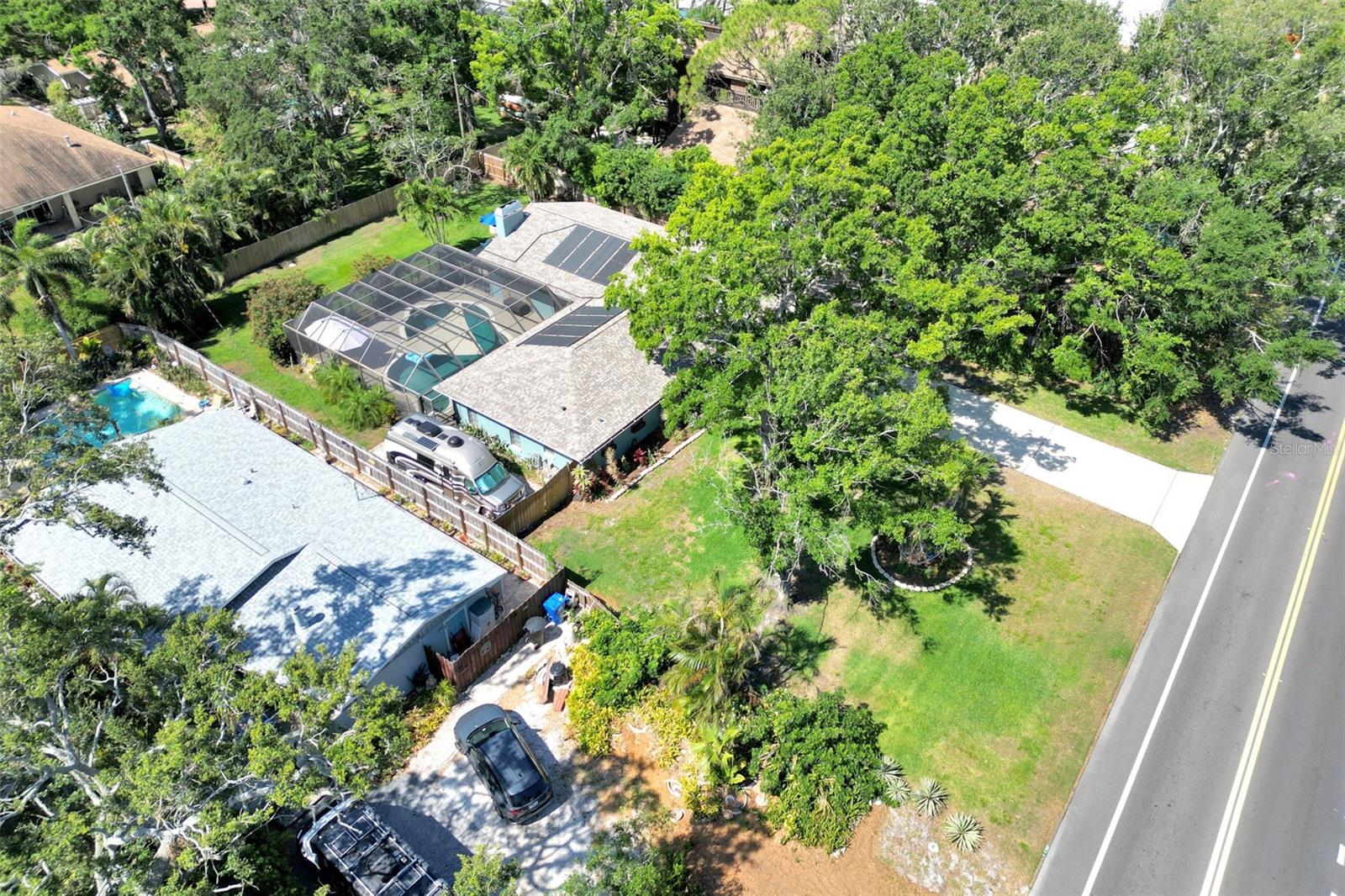 1220 PINELLAS POINT DR S, ST PETERSBURG, FL, 33705