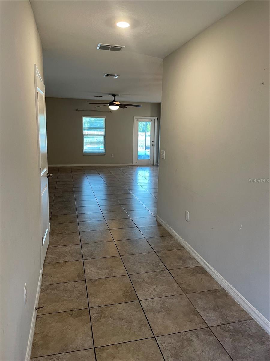 4208 UNBRIDLED SONG DR, SUN CITY CENTER, FL, 33573