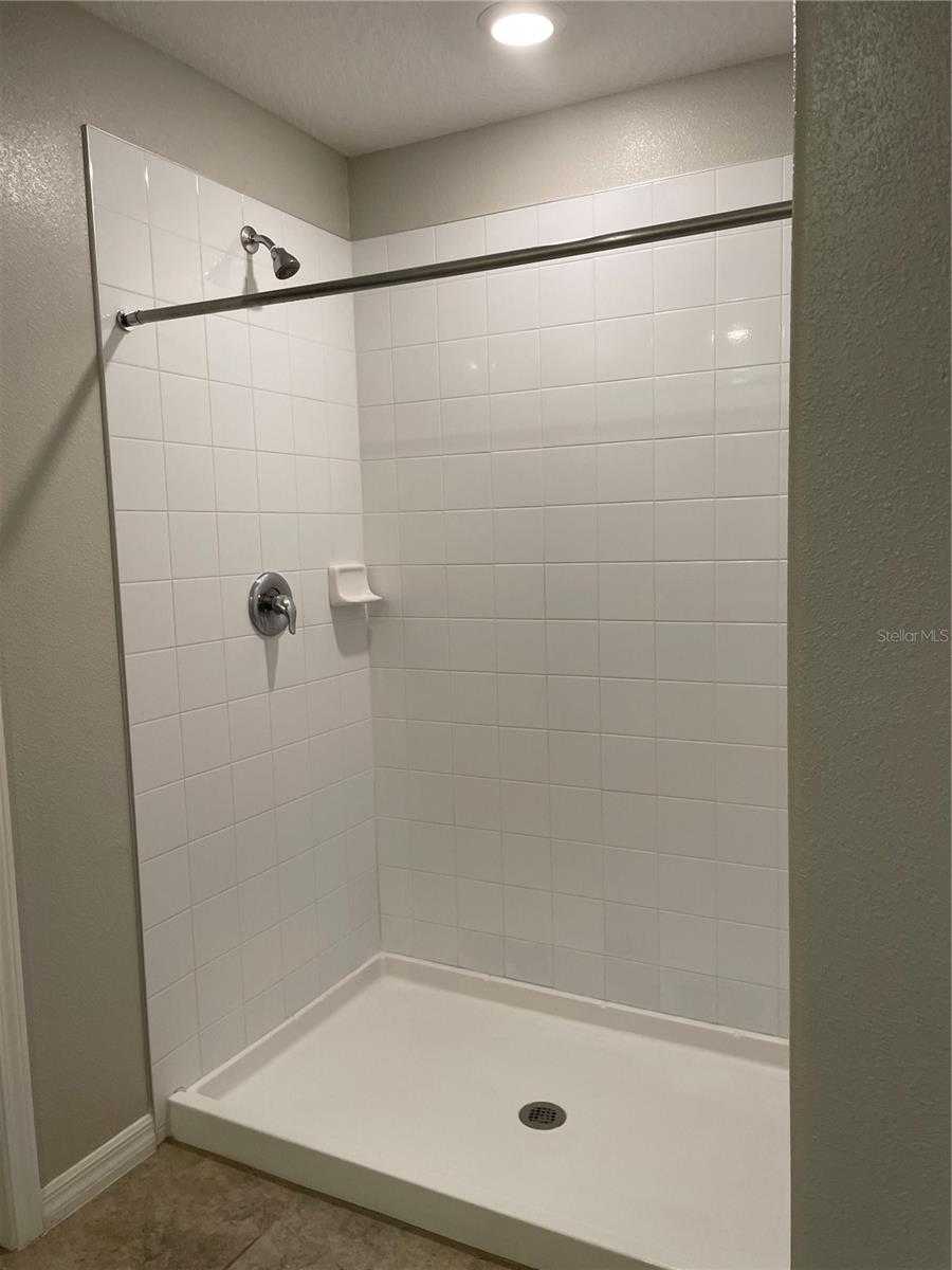 4208 UNBRIDLED SONG DR, SUN CITY CENTER, FL, 33573