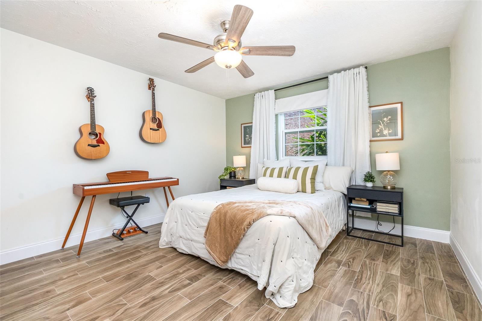 4332 LAKE UNDERHILL RD #12D10, ORLANDO, FL, 32803