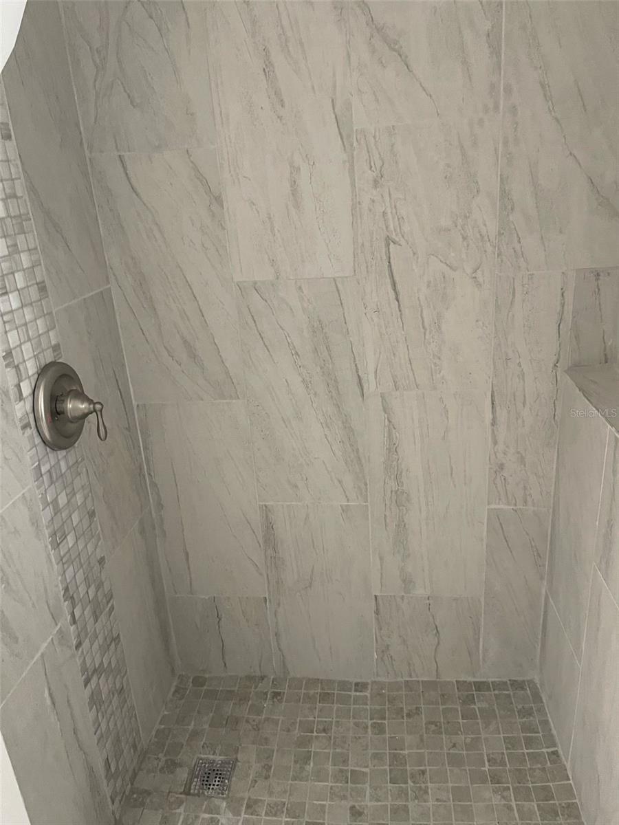 5562 OLD TAMPA HWY, DAVENPORT, FL, 33896