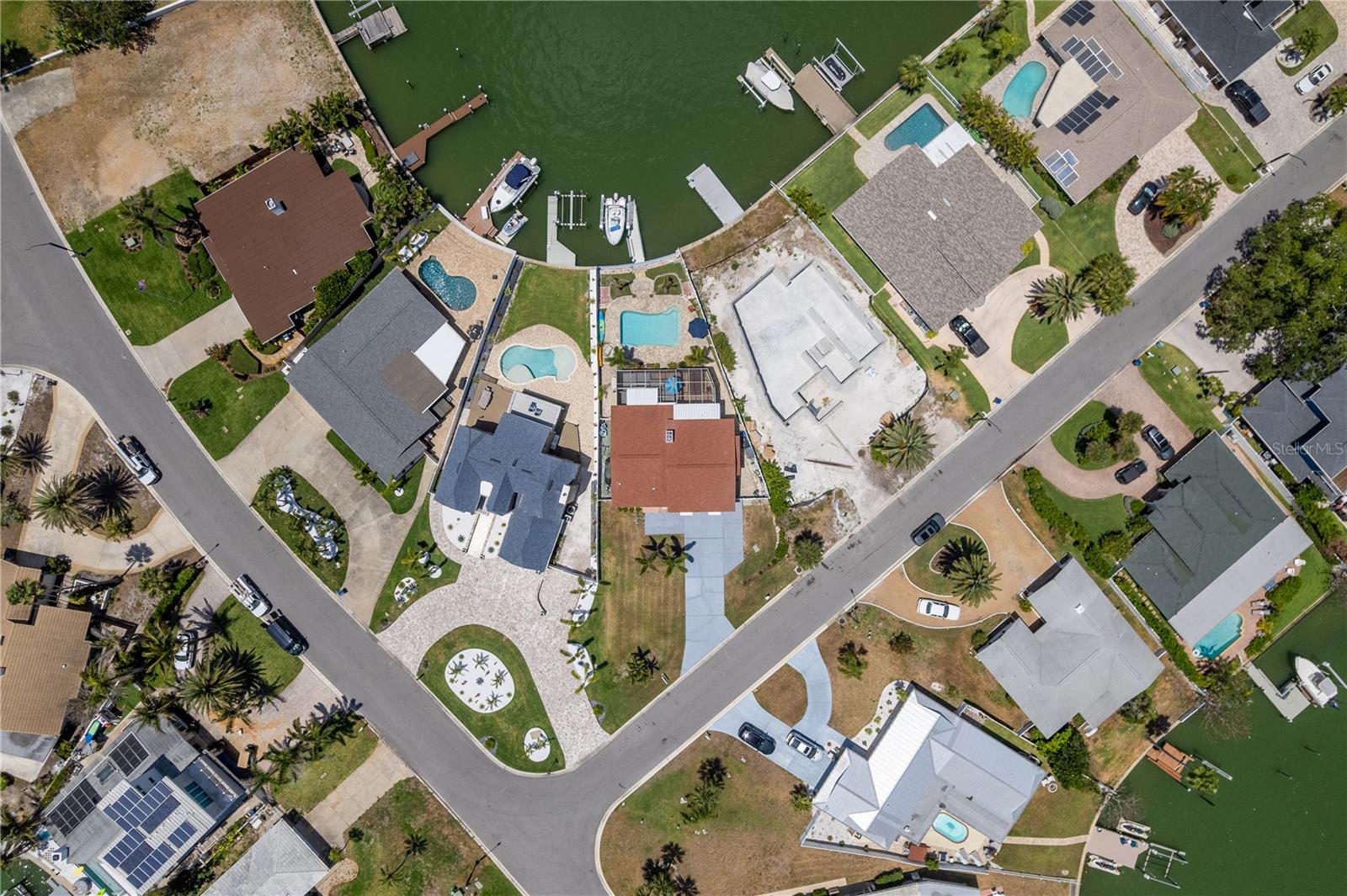 2202 DONATO DR, BELLEAIR BEACH, FL, 33786