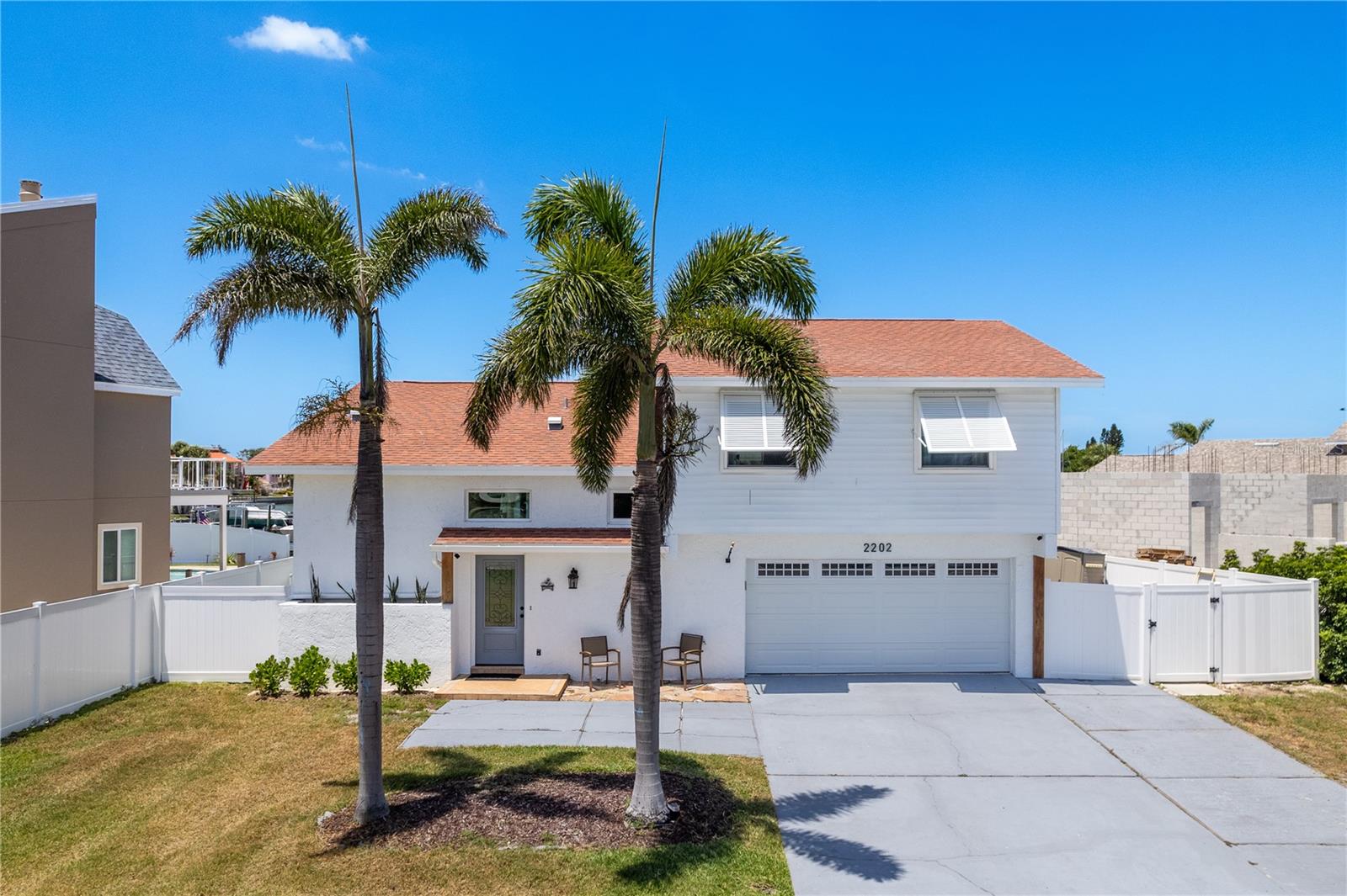2202 DONATO DR, BELLEAIR BEACH, FL, 33786