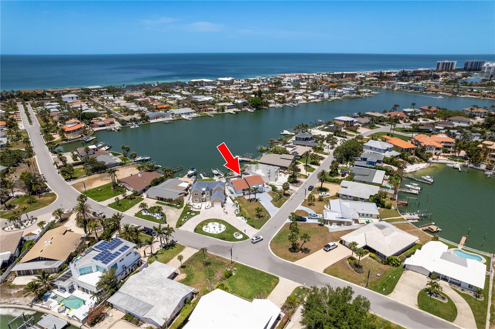 2202 DONATO DR, BELLEAIR BEACH, FL, 33786