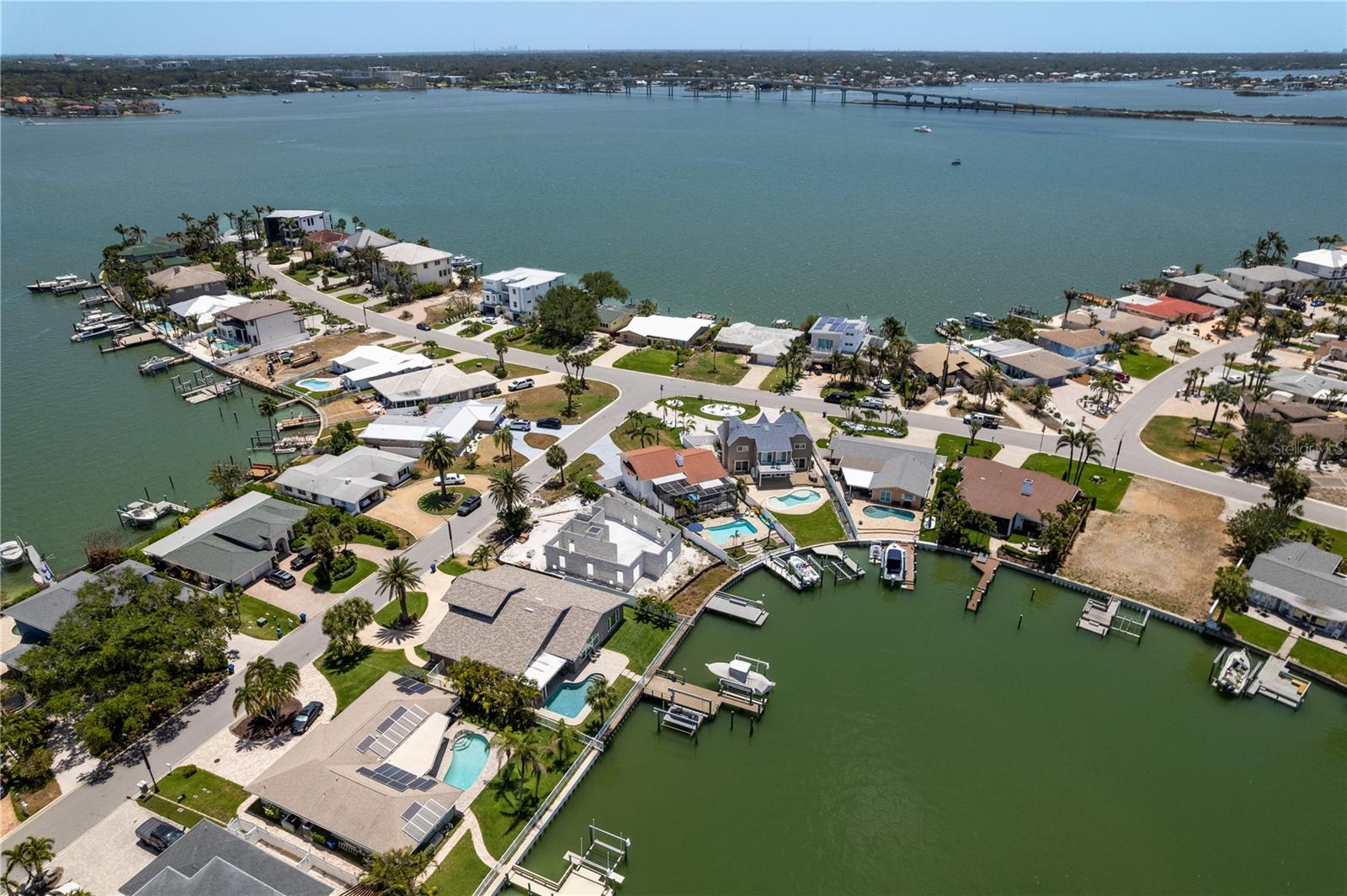 2202 DONATO DR, BELLEAIR BEACH, FL, 33786