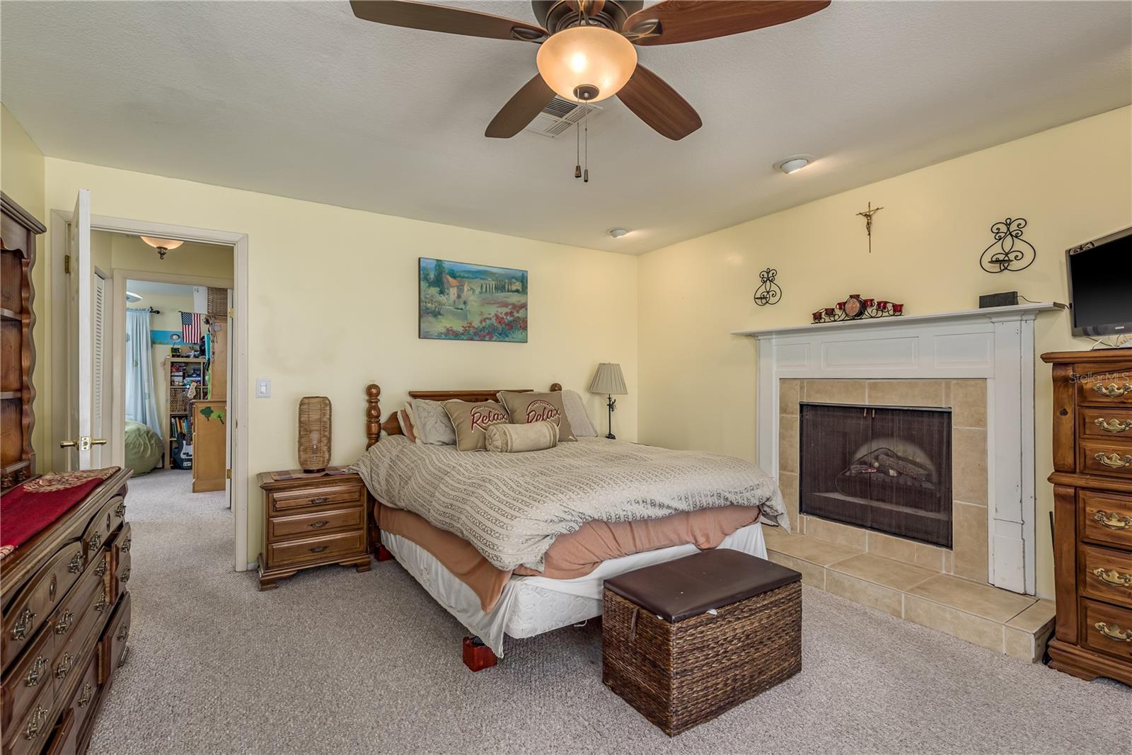 2202 DONATO DR, BELLEAIR BEACH, FL, 33786