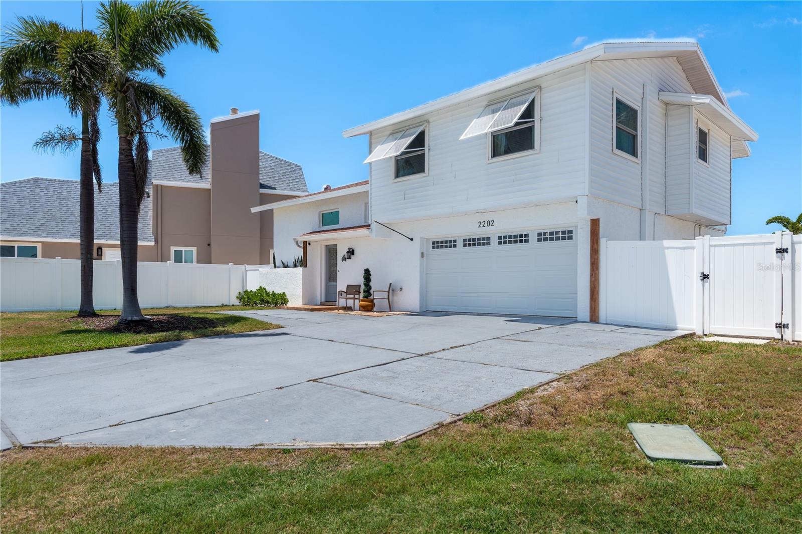 2202 DONATO DR, BELLEAIR BEACH, FL, 33786