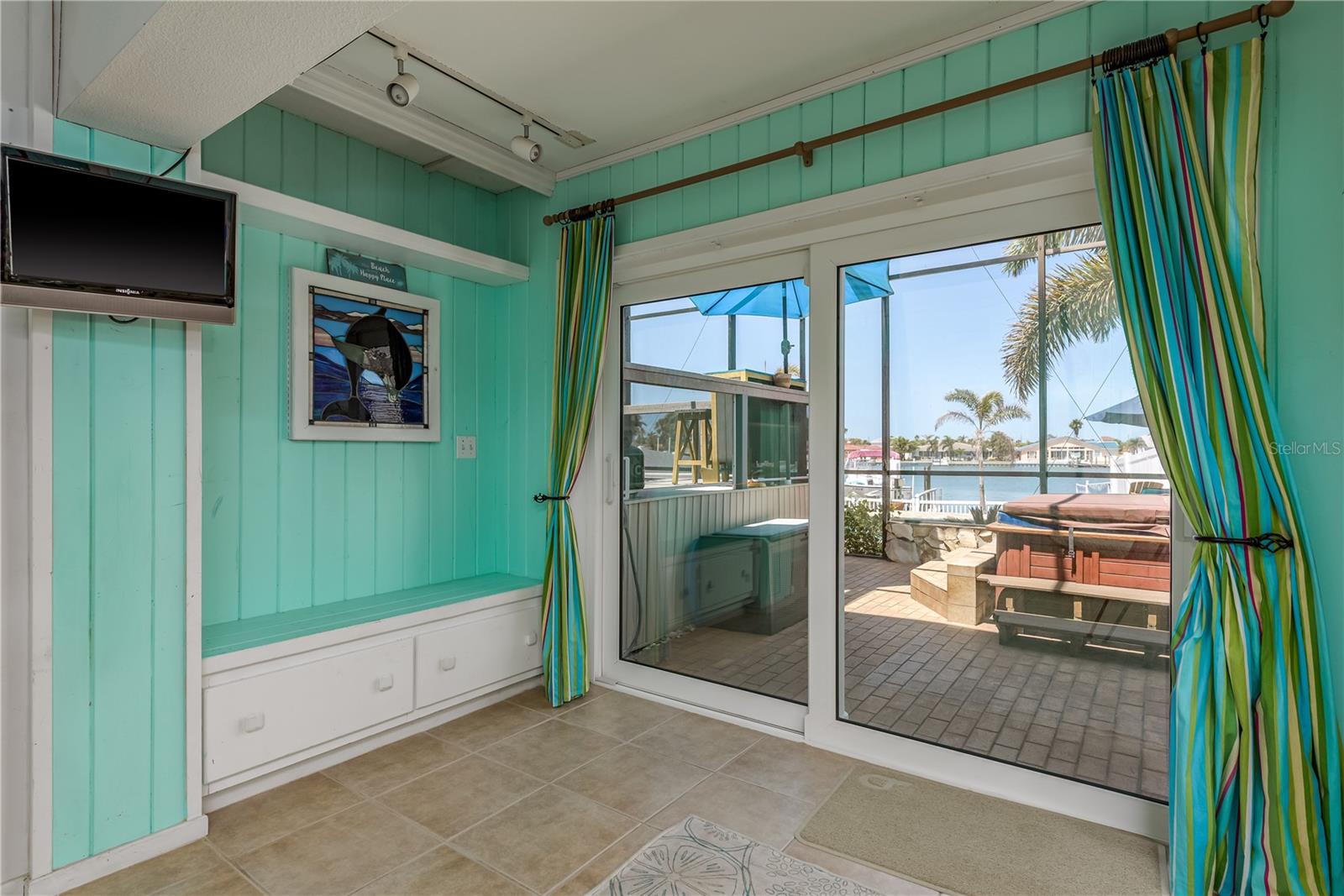 2202 DONATO DR, BELLEAIR BEACH, FL, 33786