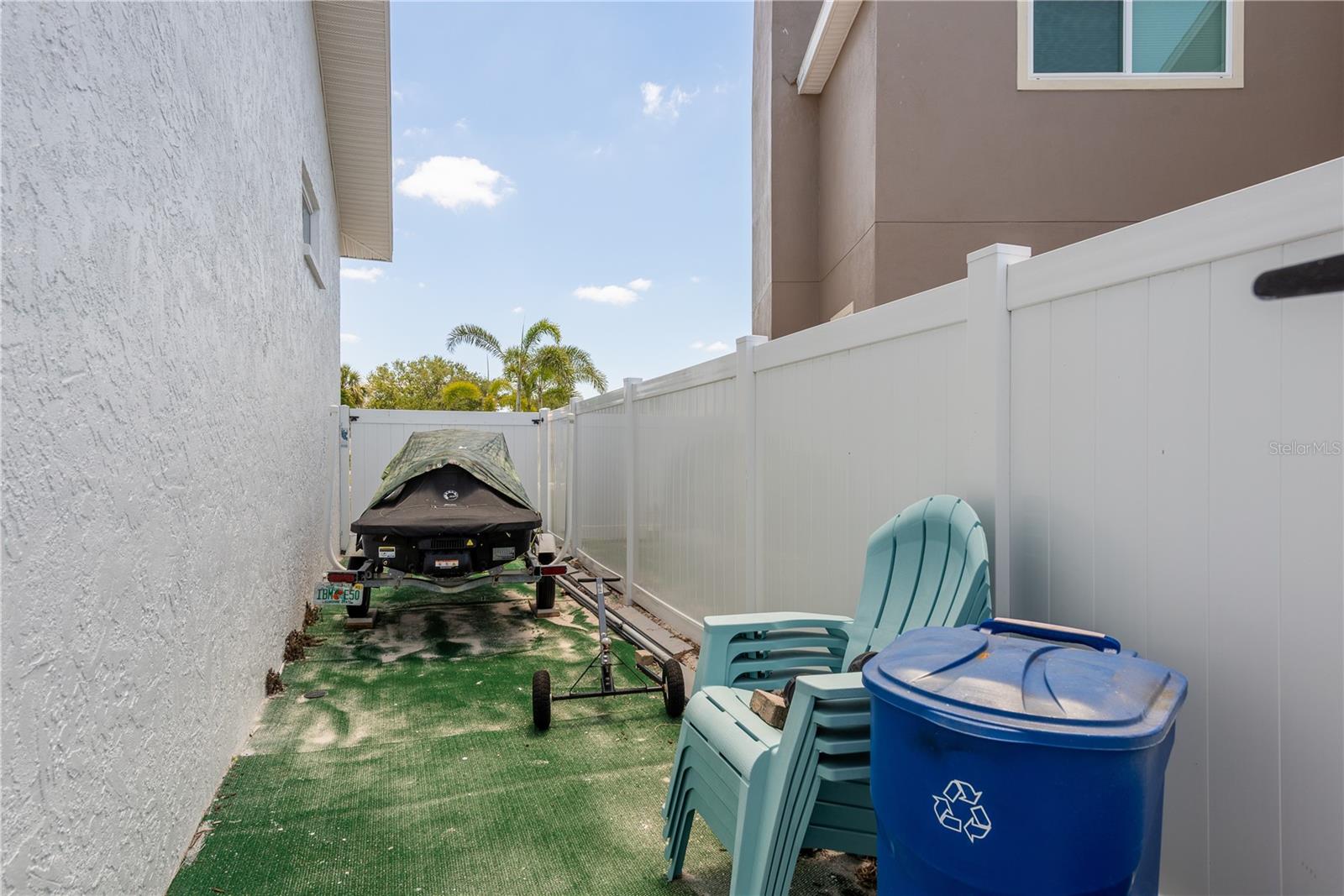 2202 DONATO DR, BELLEAIR BEACH, FL, 33786