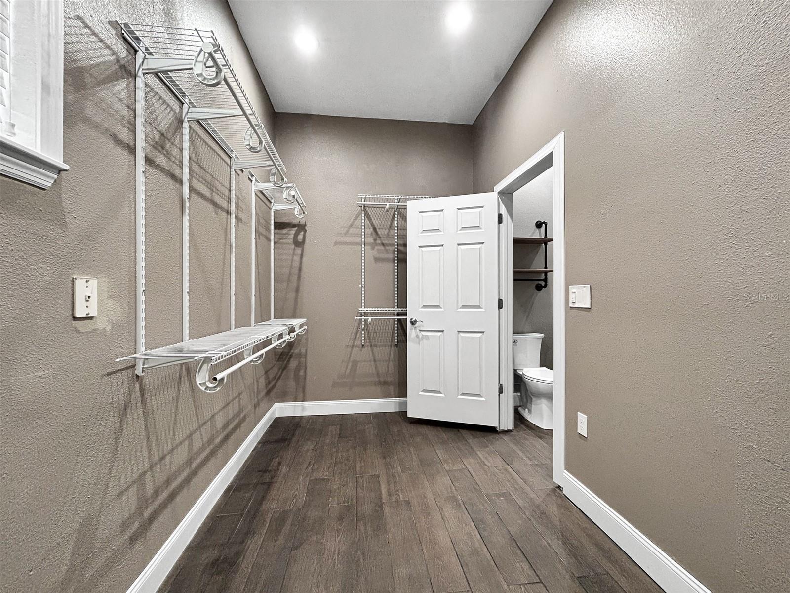 6994 FORT KING RD, ZEPHYRHILLS, FL, 33541