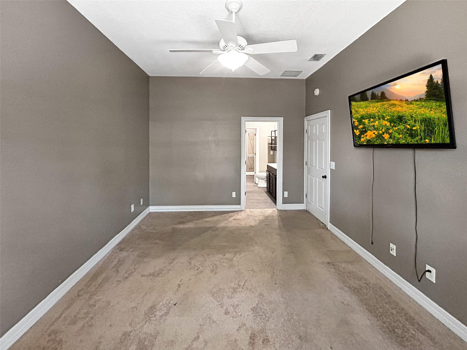 6994 FORT KING RD, ZEPHYRHILLS, FL, 33541