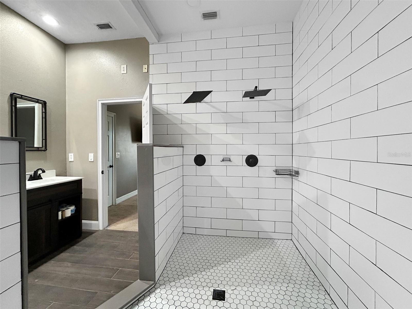 6994 FORT KING RD, ZEPHYRHILLS, FL, 33541