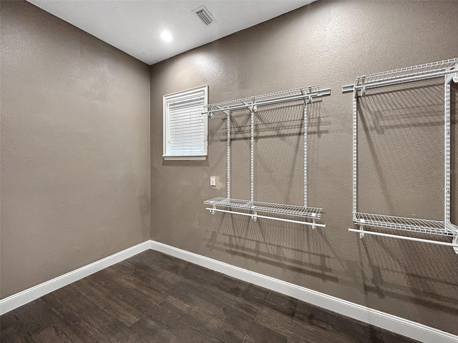 6994 FORT KING RD, ZEPHYRHILLS, FL, 33541