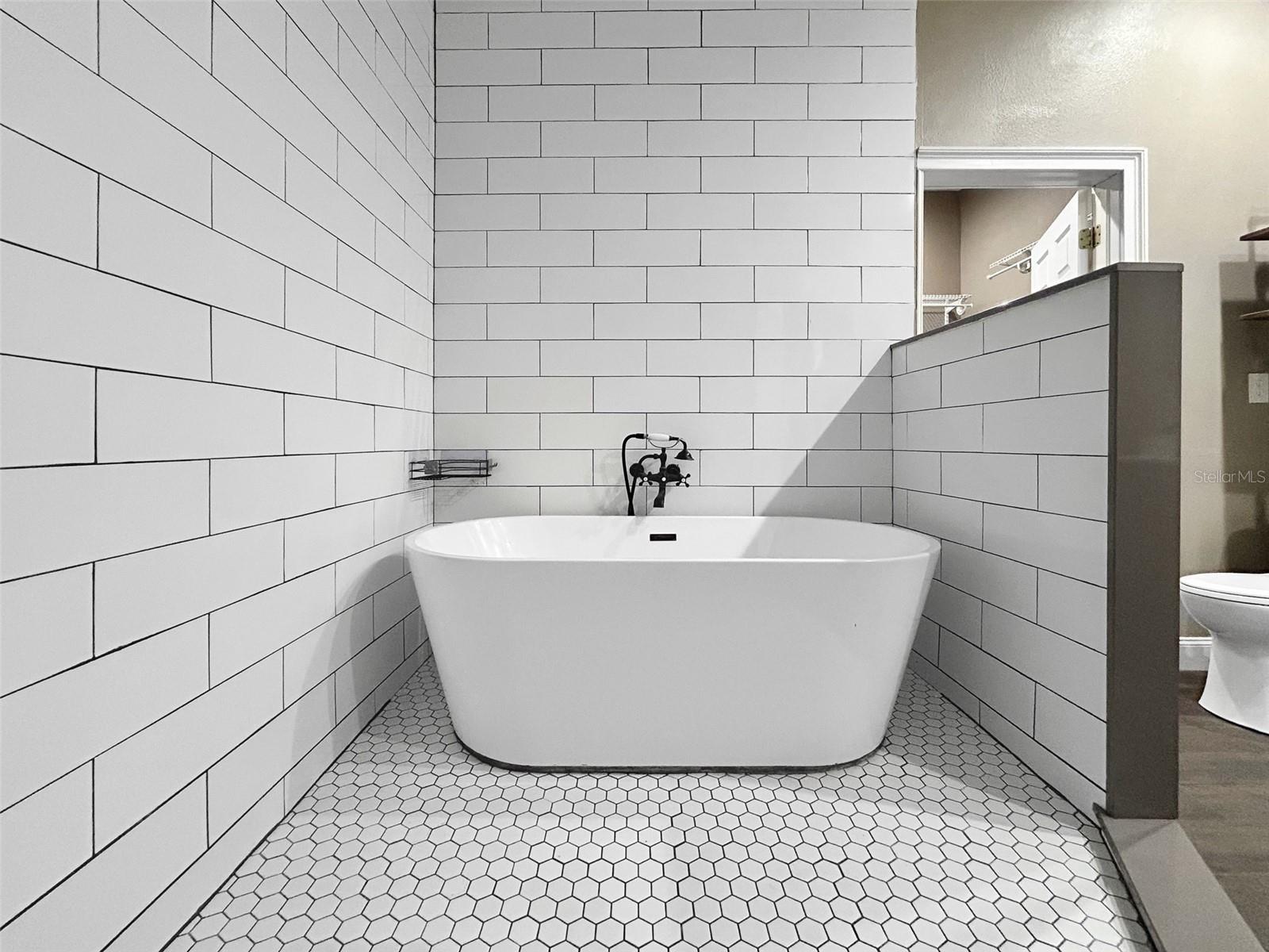 6994 FORT KING RD, ZEPHYRHILLS, FL, 33541