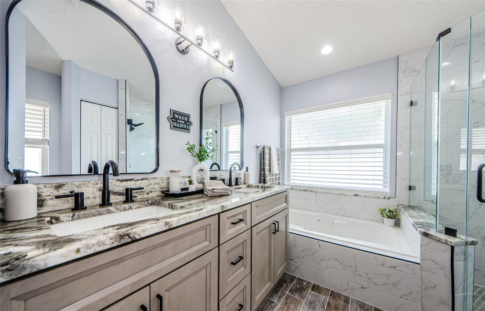 382 TAVERNIER CIR, OLDSMAR, FL, 34677