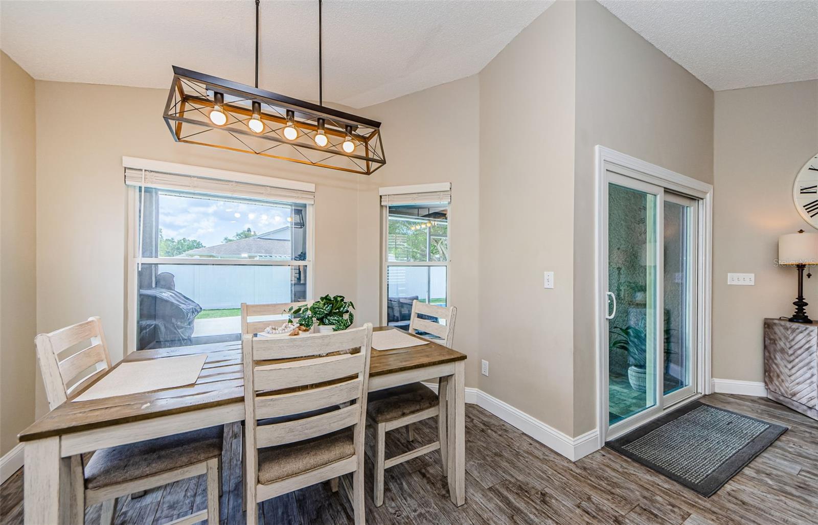 382 TAVERNIER CIR, OLDSMAR, FL, 34677