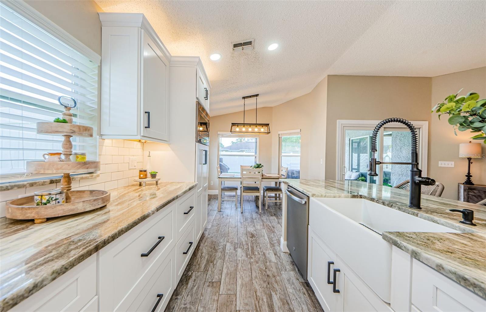 382 TAVERNIER CIR, OLDSMAR, FL, 34677