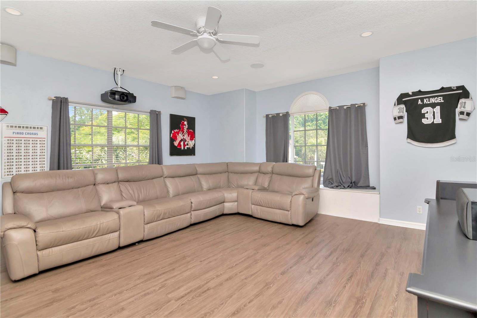 4063 LIGUSTRUM DR, PALM HARBOR, FL, 34685