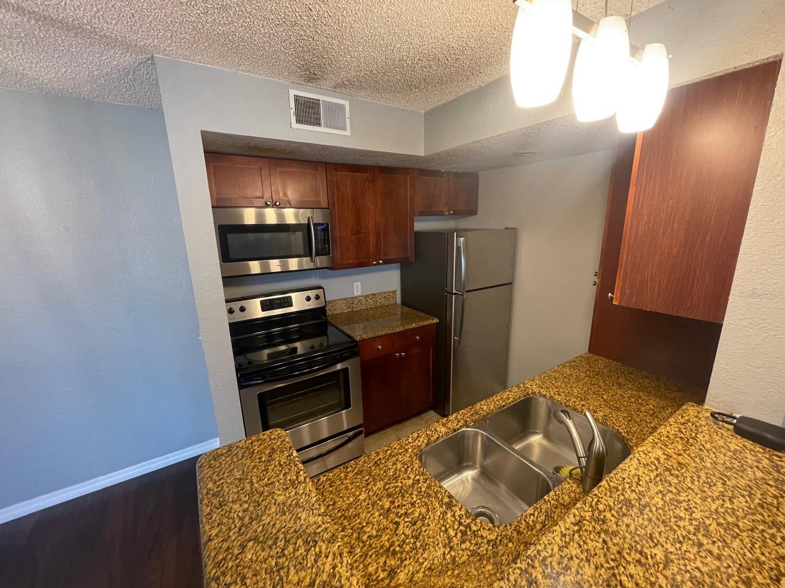 5160 CONROY RD #1423, ORLANDO, FL, 32811