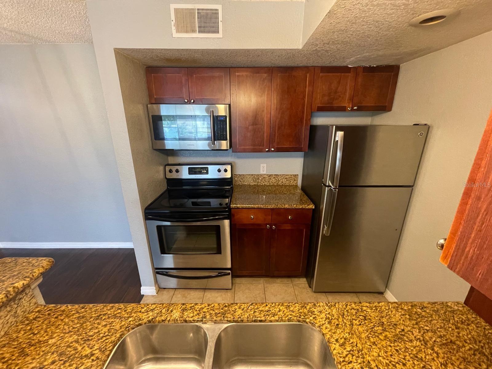 5160 CONROY RD #1423, ORLANDO, FL, 32811