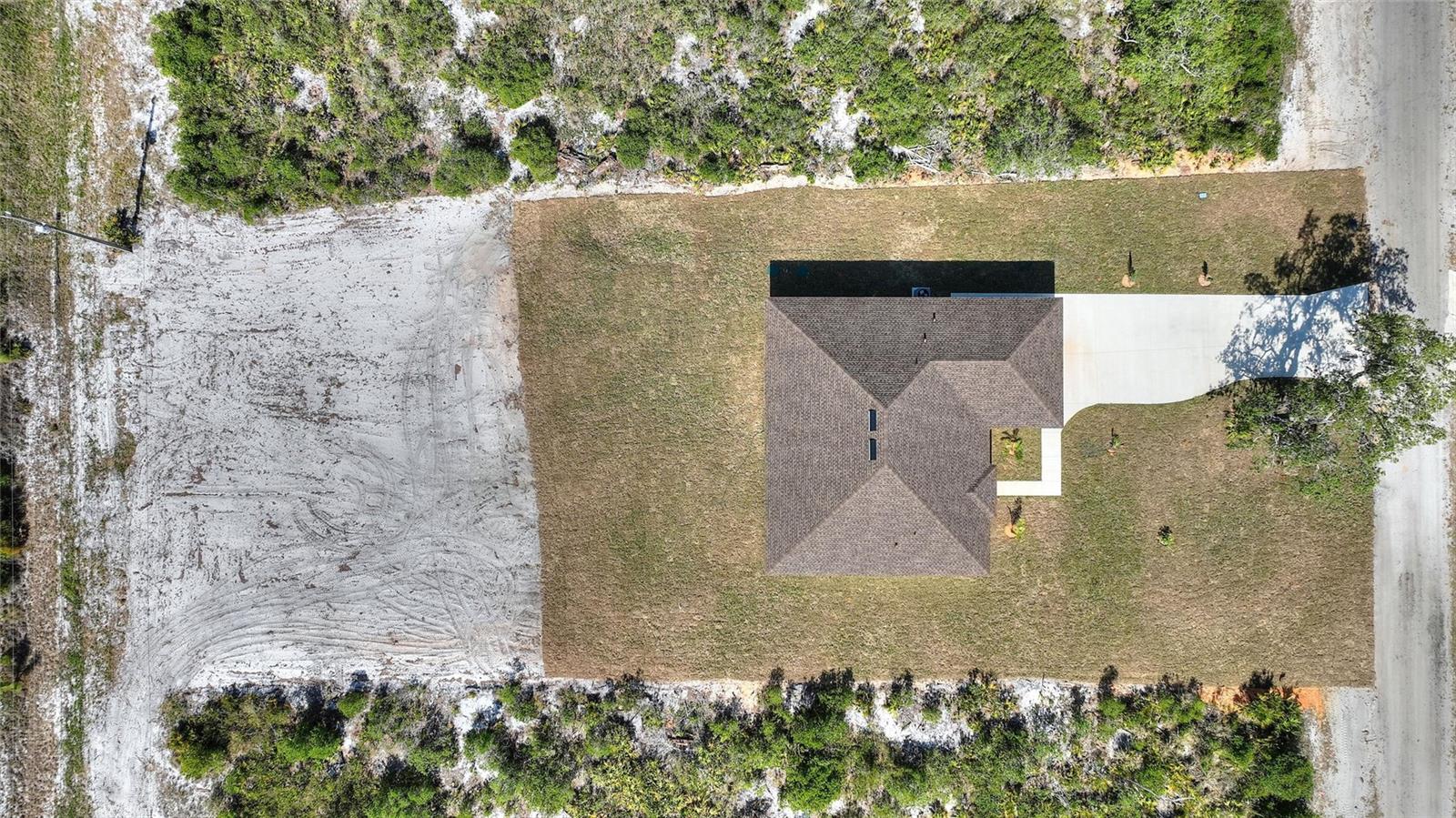 2021 VALENCIA DR, INDIAN LAKE ESTATES, FL, 33855