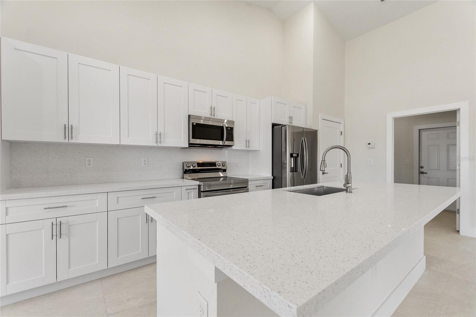 2021 VALENCIA DR, INDIAN LAKE ESTATES, FL, 33855