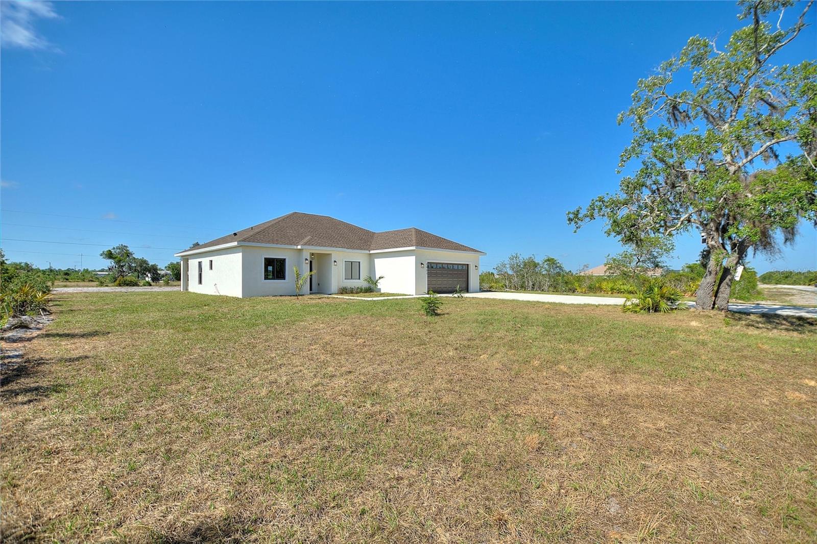 2021 VALENCIA DR, INDIAN LAKE ESTATES, FL, 33855