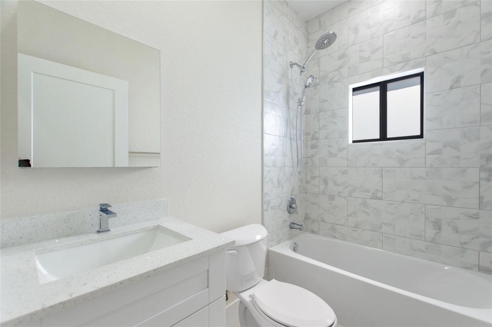 2021 VALENCIA DR, INDIAN LAKE ESTATES, FL, 33855