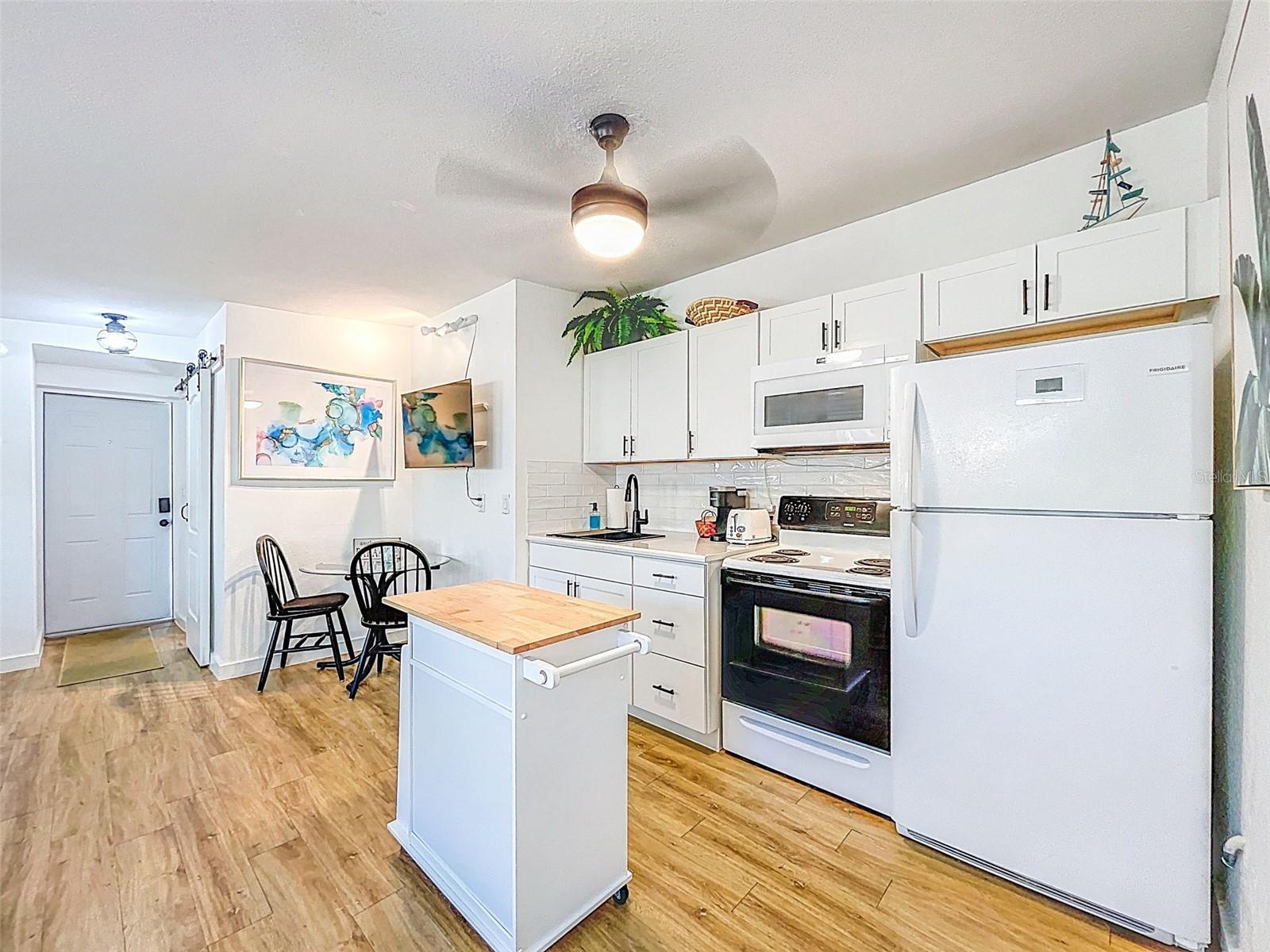 1600 PASADENA DR, DUNEDIN, FL, 34698