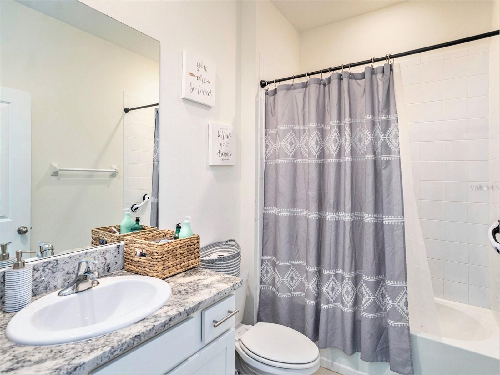 5464 FLINT HILLS DR, WIMAUMA, FL, 33598