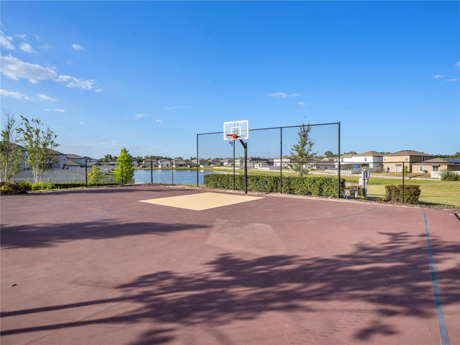 5464 FLINT HILLS DR, WIMAUMA, FL, 33598