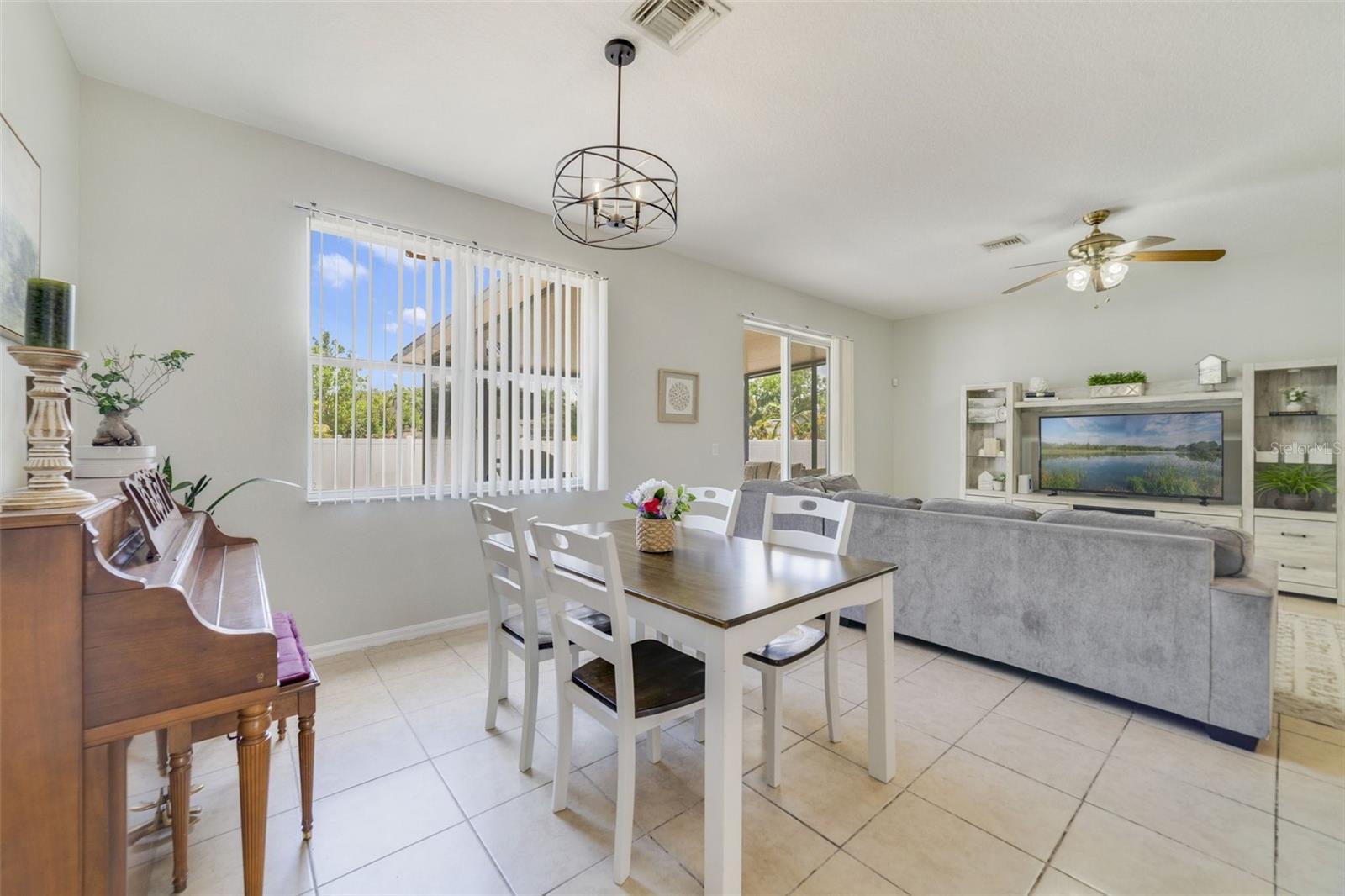 4544 POINT LOOK OUT RD, ORLANDO, FL, 32808