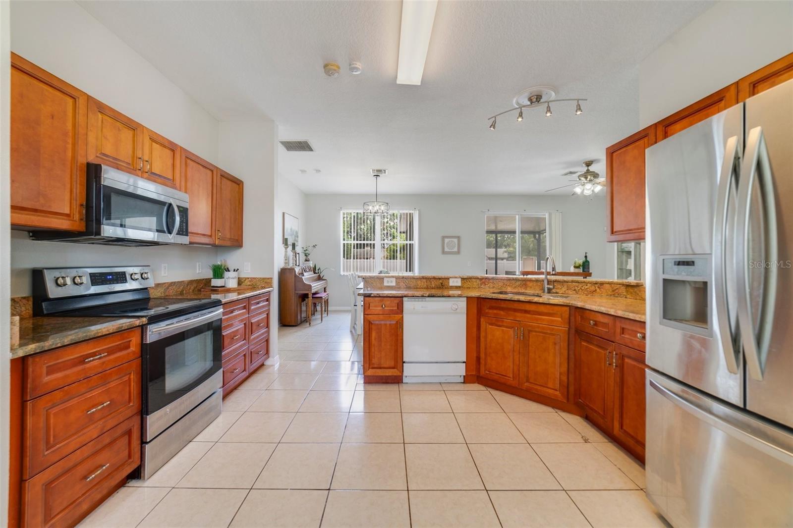 4544 POINT LOOK OUT RD, ORLANDO, FL, 32808