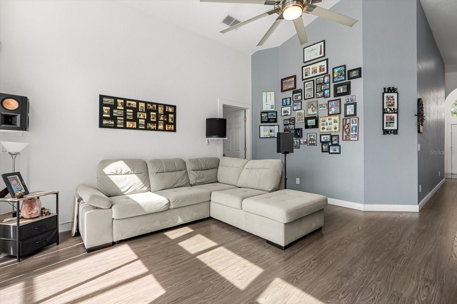 547 WINDSOR PL, DAVENPORT, FL, 33896