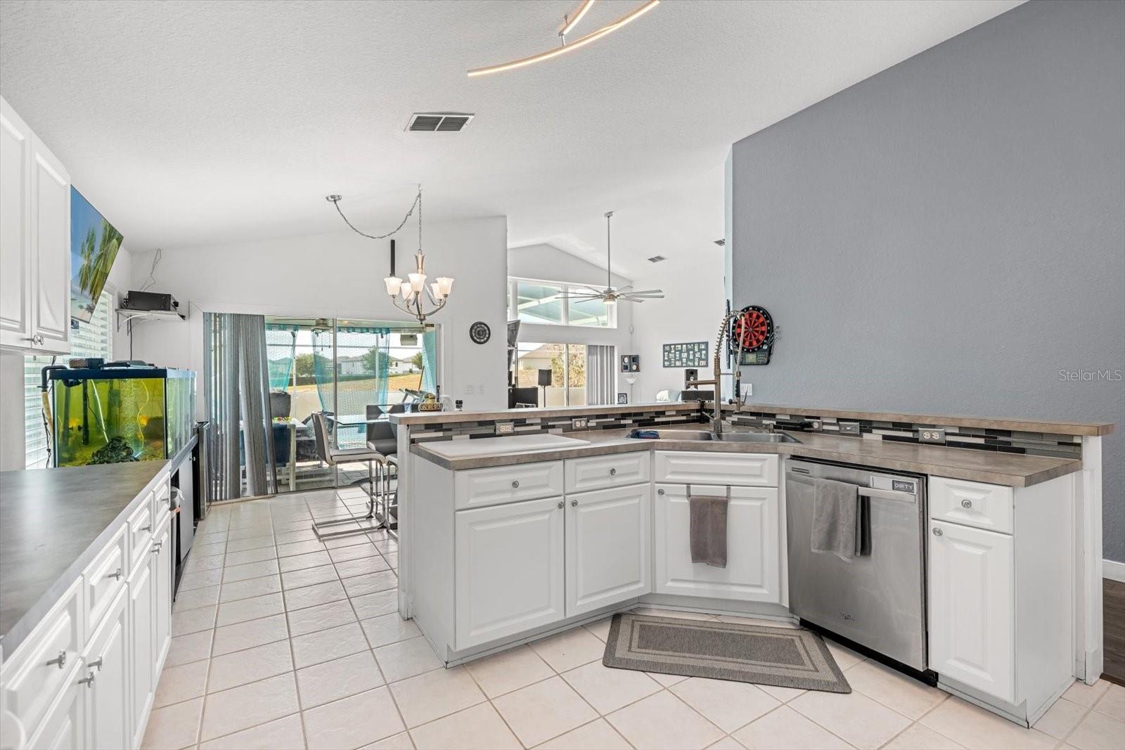 547 WINDSOR PL, DAVENPORT, FL, 33896