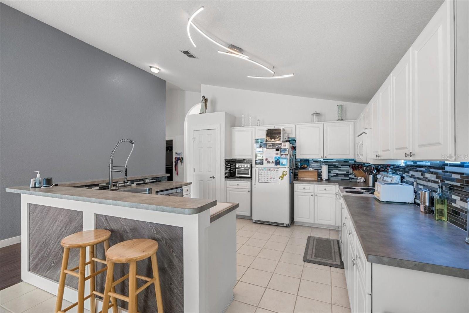 547 WINDSOR PL, DAVENPORT, FL, 33896