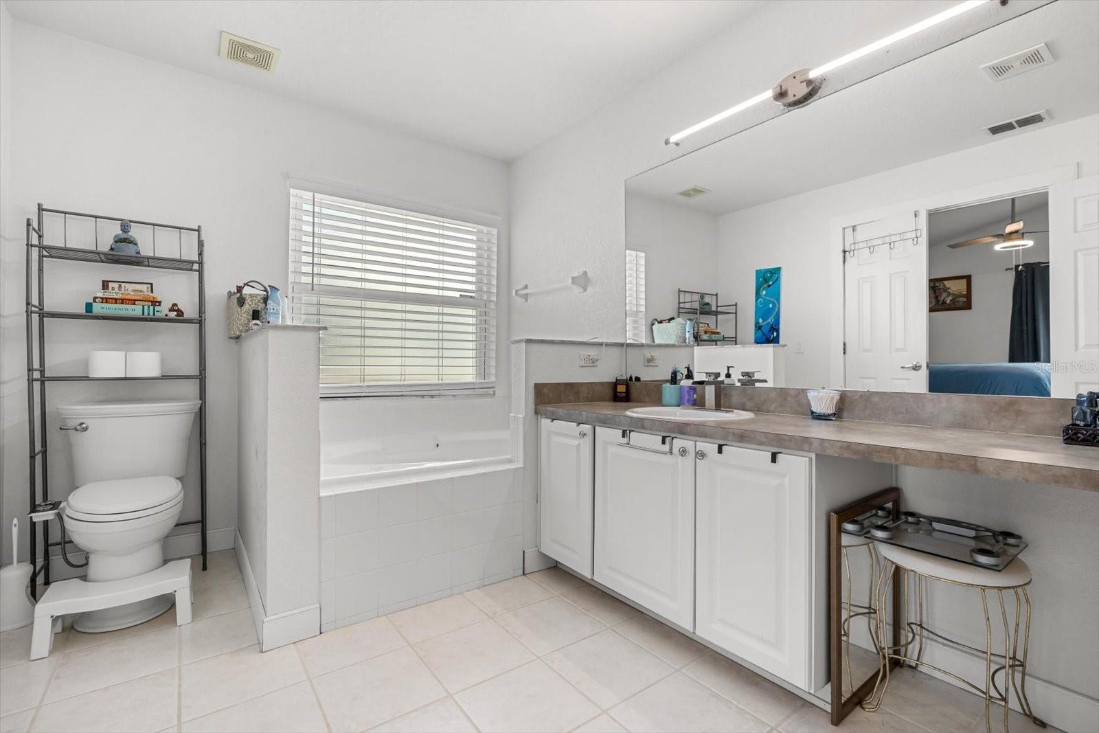 547 WINDSOR PL, DAVENPORT, FL, 33896